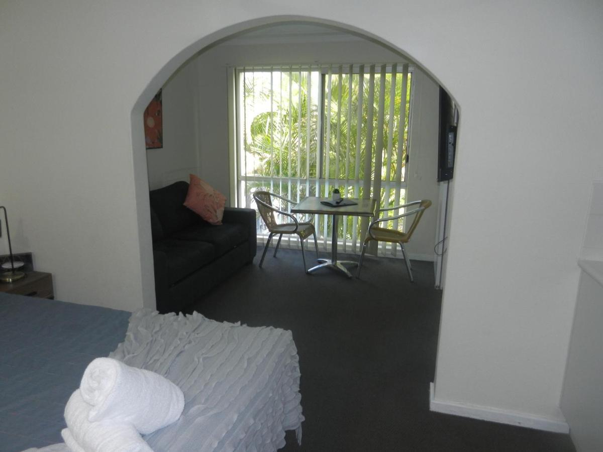 Hotel Oceanside Hawks Nest Exterior foto