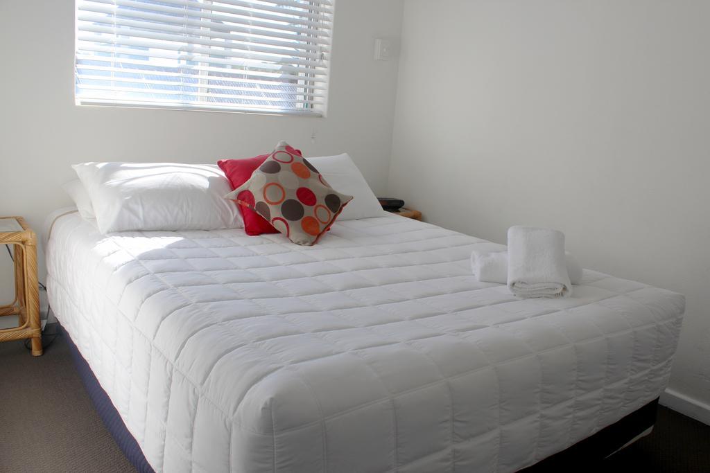 Hotel Oceanside Hawks Nest Habitación foto